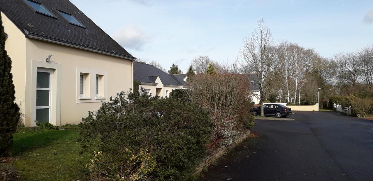 L'Escale Au Coteau Sucé Exterior foto